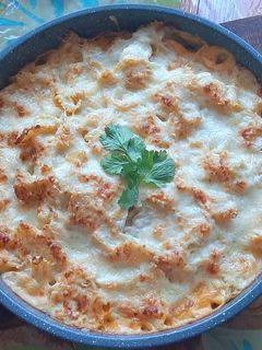 صورة لوصفة معكرونة بالبيشمال والدجاج 🍜🍜