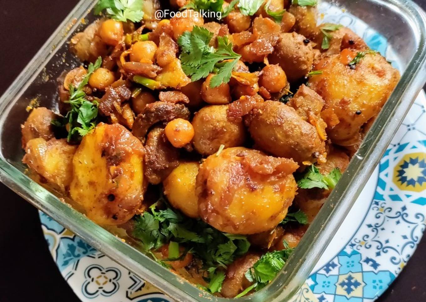 Leftover Chole, Mushrooms Masala
