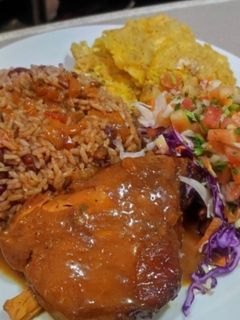 Una foto de Rice and beans caribeño