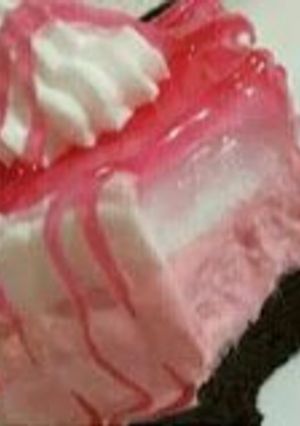 صورة لوصفة 🍓 تحلية باردة بذوق الفراولة 🍓