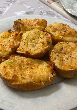 A picture of Potato skins.