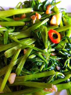 蒜炒空心菜 的食譜成品照片