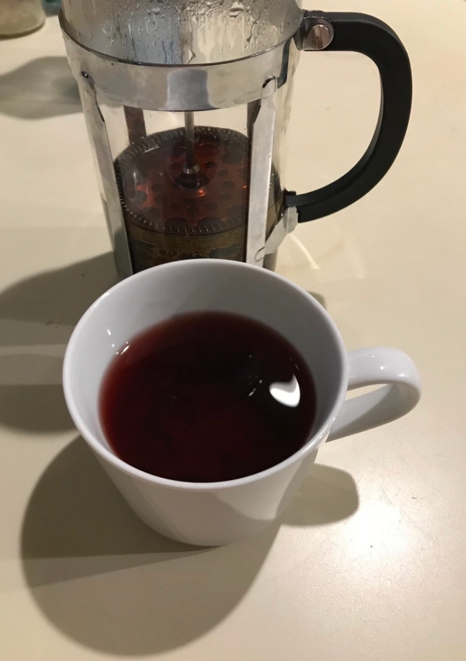 Una foto de Infusión de Flor de Jamaica-Albahaca-Menta-Jengibre-Cúrcuma