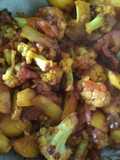 Aaloo kopi bhaja (potato cauliflower florets fry)