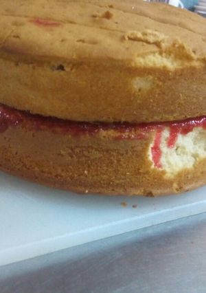 A picture of Victoria sandwich.
