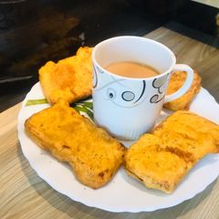 A picture of Bread Pakoda.