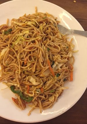 A picture of Veg chowmein.