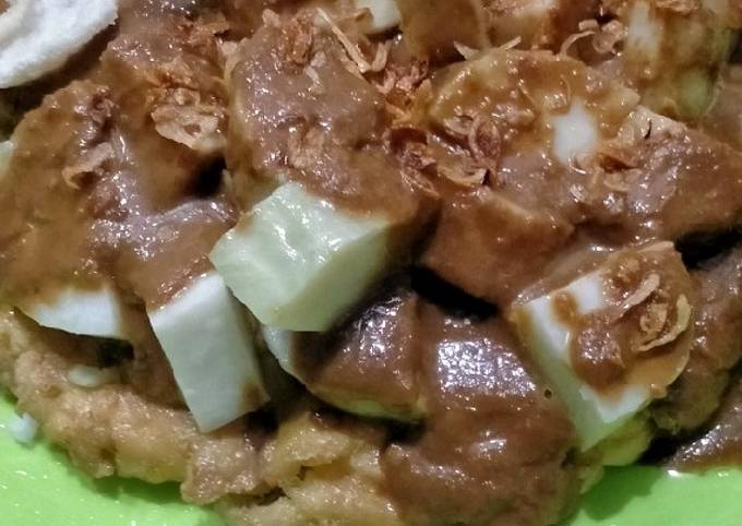 17. Tahu Tek Telor