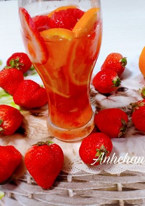 Hình của món Nước rum dâu tây.