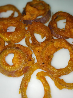 ஆனியன் ரிங்ஸ் (Onion Rings Recipe in Tamil) செய்முறை முக்கிய புகைப்படம்