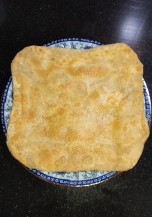 A picture of Crispy Square Paratha.