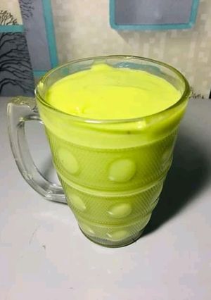 A picture of Alvocado yoghurt.