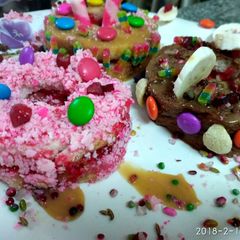 A picture of Yummy Dough Nuts.