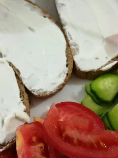 A picture of Toast with Labneh.