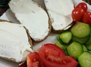 صورة لوصفة توست مع لبنة