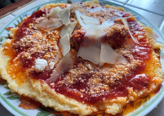 Polenta con salsicce