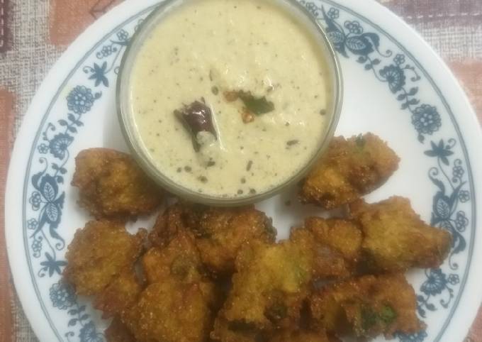 How to Make Award-winning Moong dal (green gram) pakoda