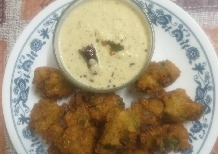 Recipe of Quick Moong dal (green gram) pakoda