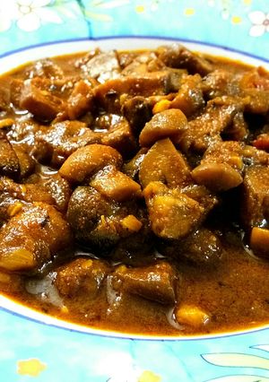 মাশরুম মশালা কারি (masala mushroom curry recipe in Bengali) রেসিপির প্রধান ছবি