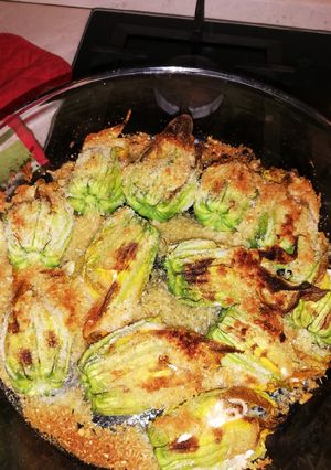 Foto di Fiori di zucca ripieni al forno