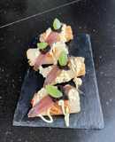 Rollitos de tortitas de maíz con surimi, atún y anchoas 😜😜😜