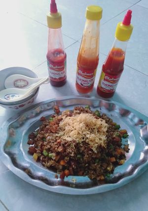 Hình của món Cơm chiên Dương Châu hắc xì dầu Chà bông.