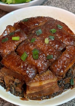 古法梅菜扣肉 的食譜成品照片