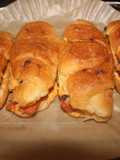 Cruasanes con chocolate, morcilla o chorizo
