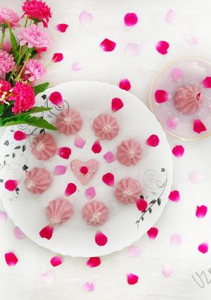 A picture of Rose Flavour Modak.