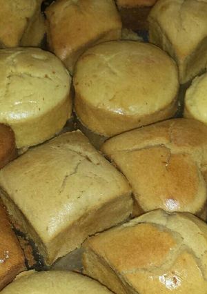 A picture of Queen's cake.