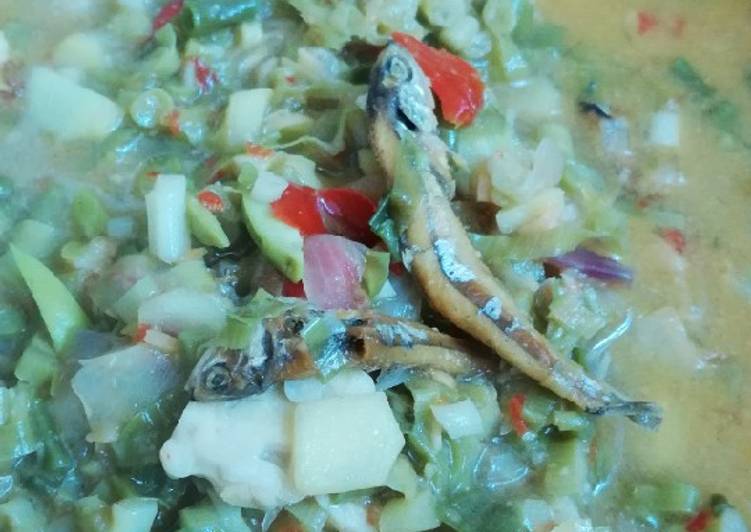 10. Jangan Boros alias Sayur Tunas Kunci