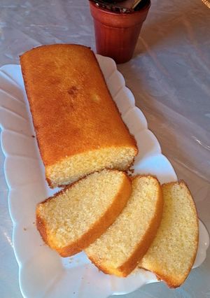 صورة لوصفة كيكة السميد الخفيفة بنكهة الليمون/البرتقال 🍊🍋