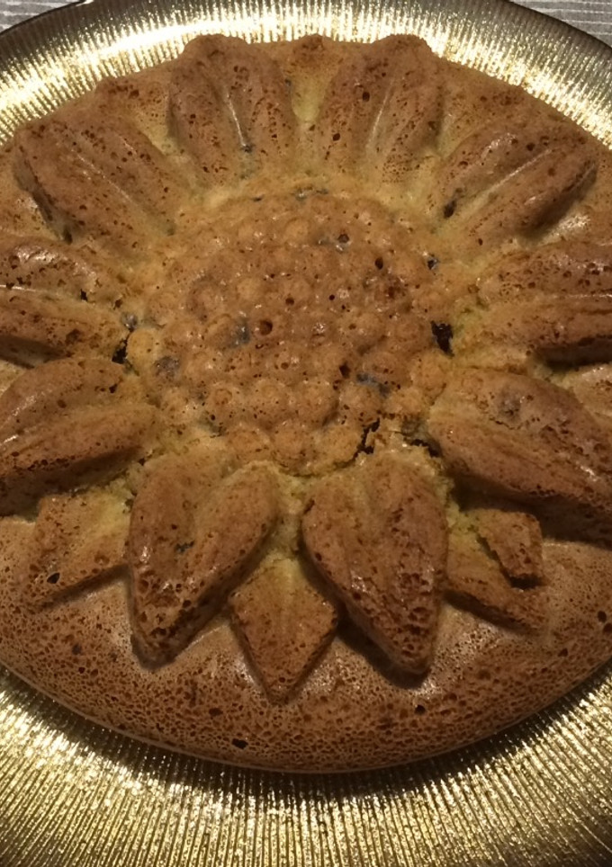 Una foto de Bizcocho esponjoso de pimienta rosa, arándanos y aceite de caléndula ❤️