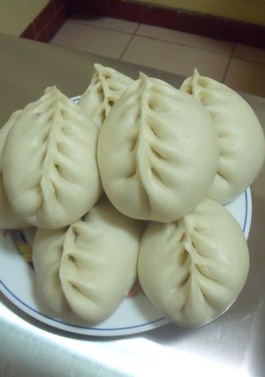 菜脯蛋葉形包 的食譜成品照片