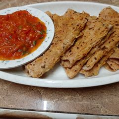 A picture of Tomato roti.