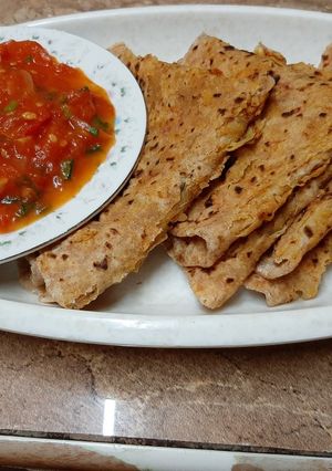A picture of Tomato roti.