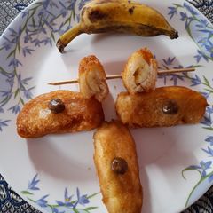 A picture of Banana Bread Roll.