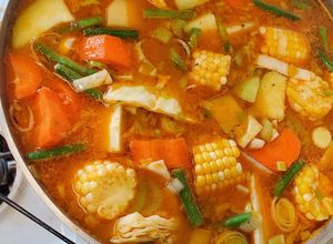 Una foto de Sopa de res guisada
