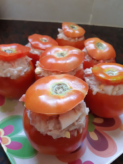 Una foto de Tomates Rellenos
