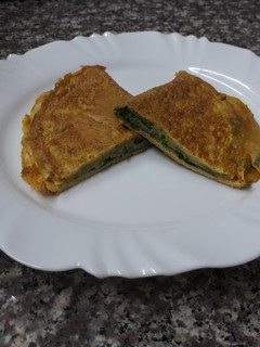 Una foto de Omelette con espinaca
