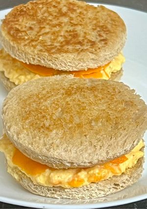 A picture of Protein Pack Mango 🥭 Sandwich 🥪.