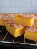 Spikoe Almond