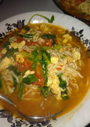 Foto resep Mie kuah pedas #11