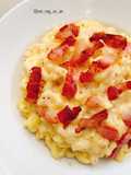 Mỳ sốt kem và thịt nguội bacon