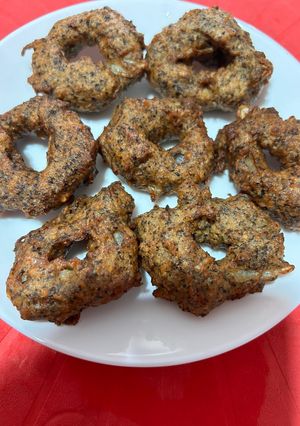 A picture of Medu vada.