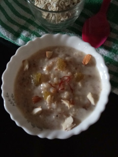 A picture of Oats payasam.