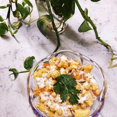 A picture of Chana Phulki Chaat 😋.