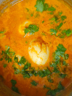 முட்டை குழம்பு(egg curry recipe in tamil) செய்முறை முக்கிய புகைப்படம்