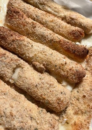 A picture of Air Fryer Mozzarella Sticks (appetizer) or side dish.