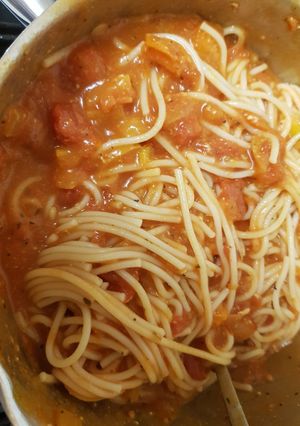 A picture of Make my own Tomato sauce for Spaghetti.